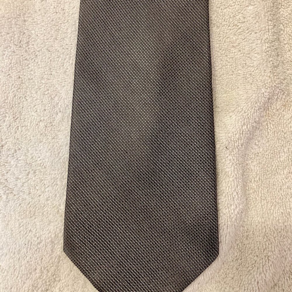 Geoffrey Beene Gray Silk Tie